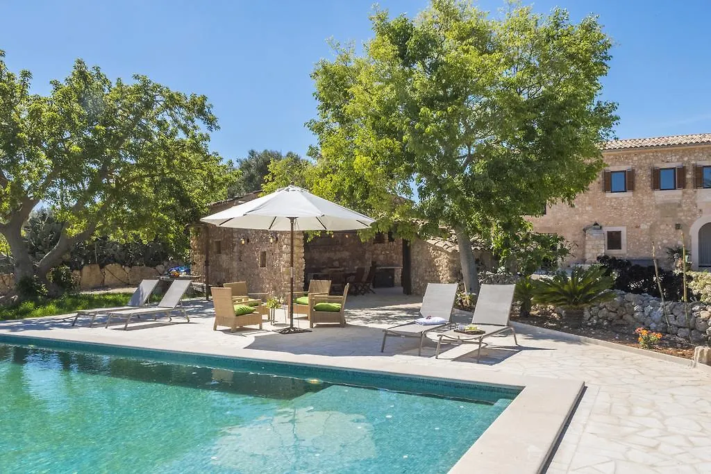 Holiday home Finca Alqueria Porreres